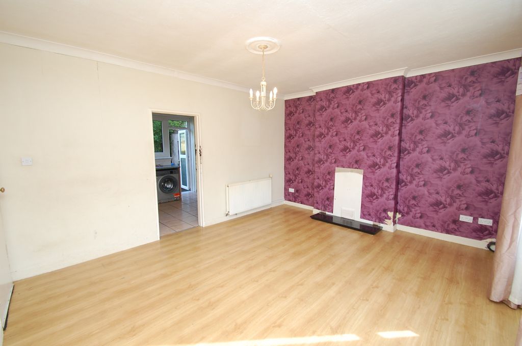Property photo 3 of 22 5303483