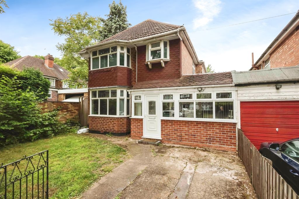 Property photo 2 of 17