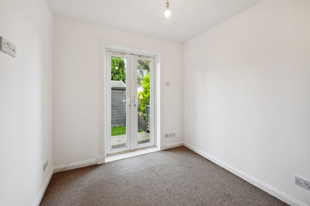 Additional image 5 of 2 bed flat to rentWishart Drive, Stirling, Stirling FK7