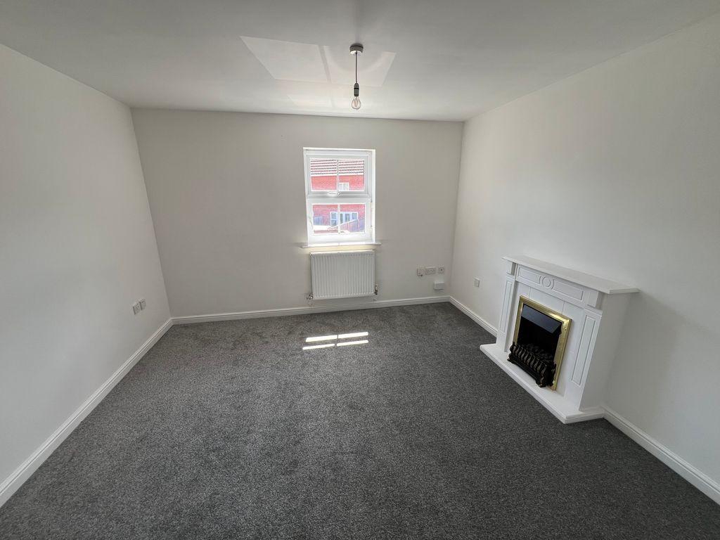 Property photo 3 of 17 Img_0560