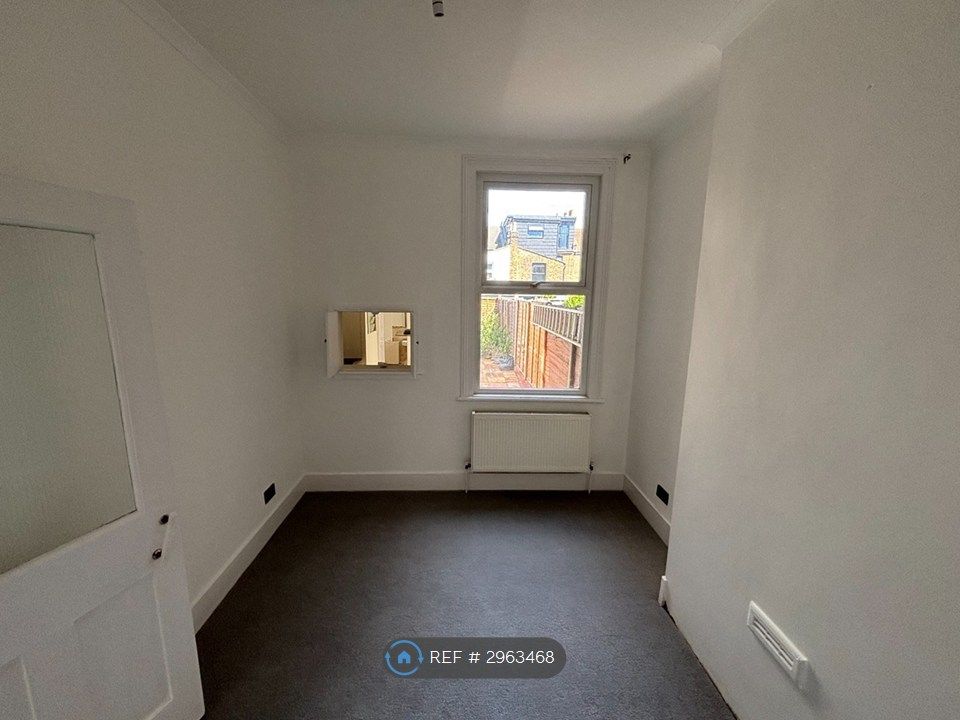 Property photo 3 of 16 Reception Room