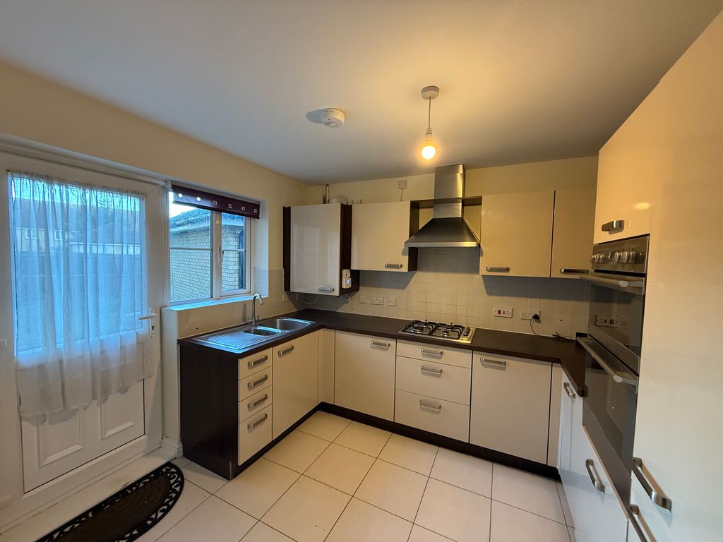 Property photo 2 of 12 View