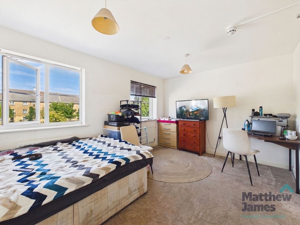 Property photo 2 of 4