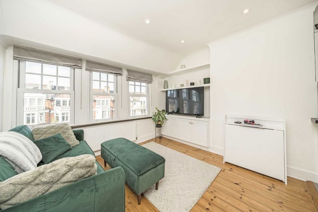 Property photo 1 of 6