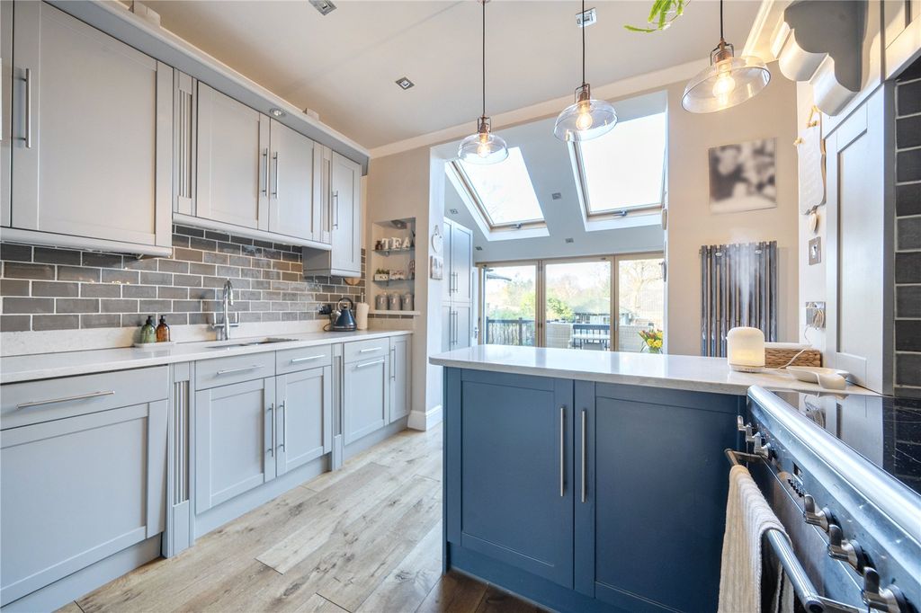 Additional image 10 of 4 bed detached house for saleChase Green Avenue, Enfield EN2