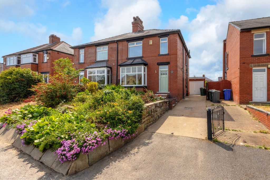 Property photo 1 of 26
