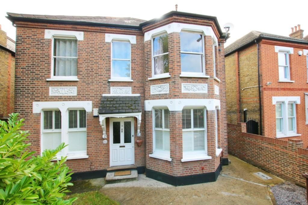 Property photo 1 of 6