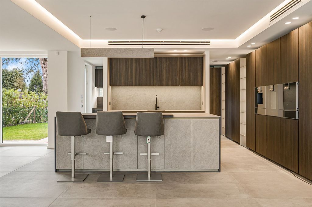 Property photo 3 of 24 Other