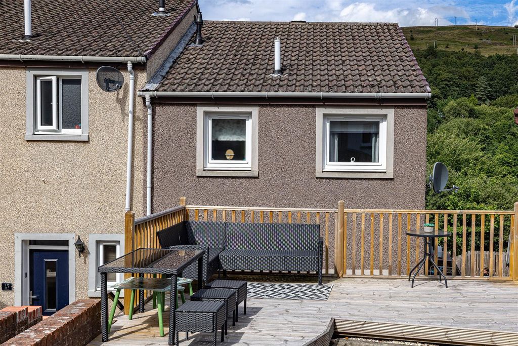Property photo 2 of 23 17 Leebrae Galashiels 06A.Jpg