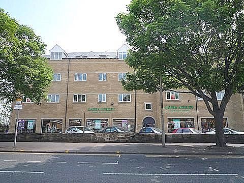 Property photo 1 of 6