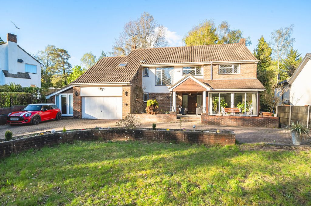 Property photo 1 of 19 1440675-19-69Dd2c...