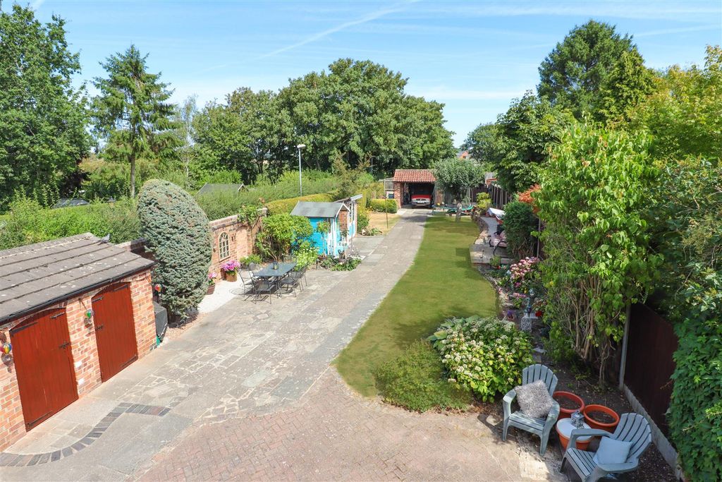 Property photo 2 of 33 Img_8360.Jpg