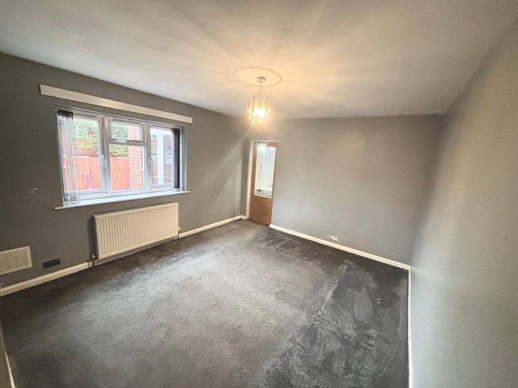 Property photo 3 of 30 Bedroom