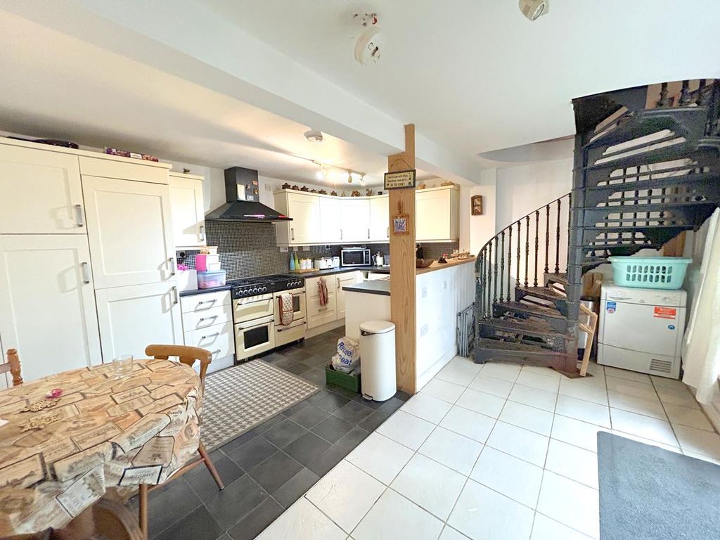 Property photo 3 of 14 Img_5199.Jpg