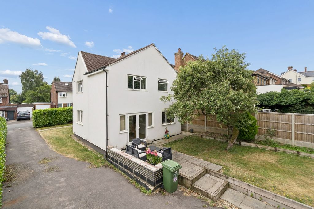 Property photo 1 of 20