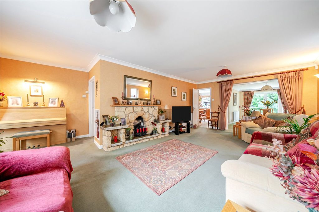 Property photo 2 of 22 Picture No. 09