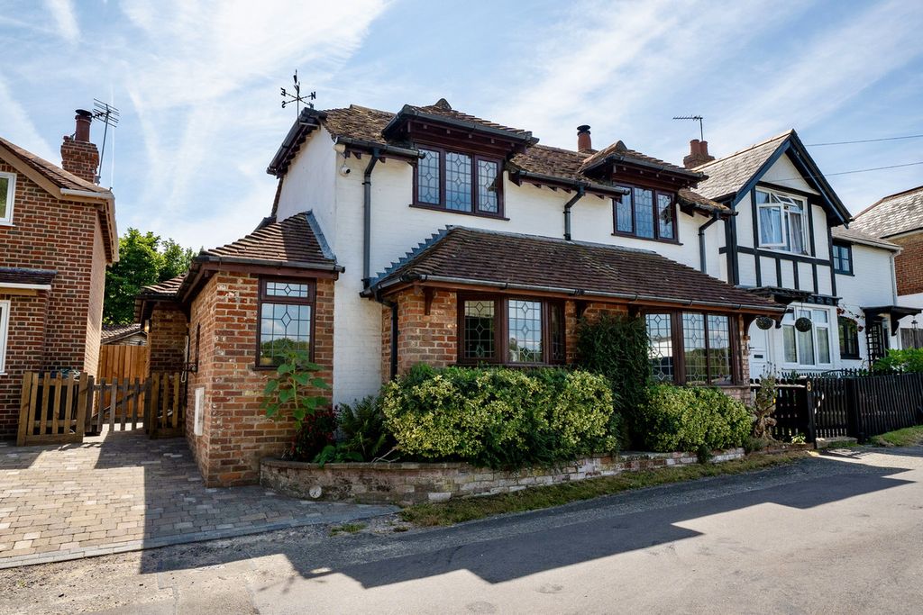Property photo 1 of 21