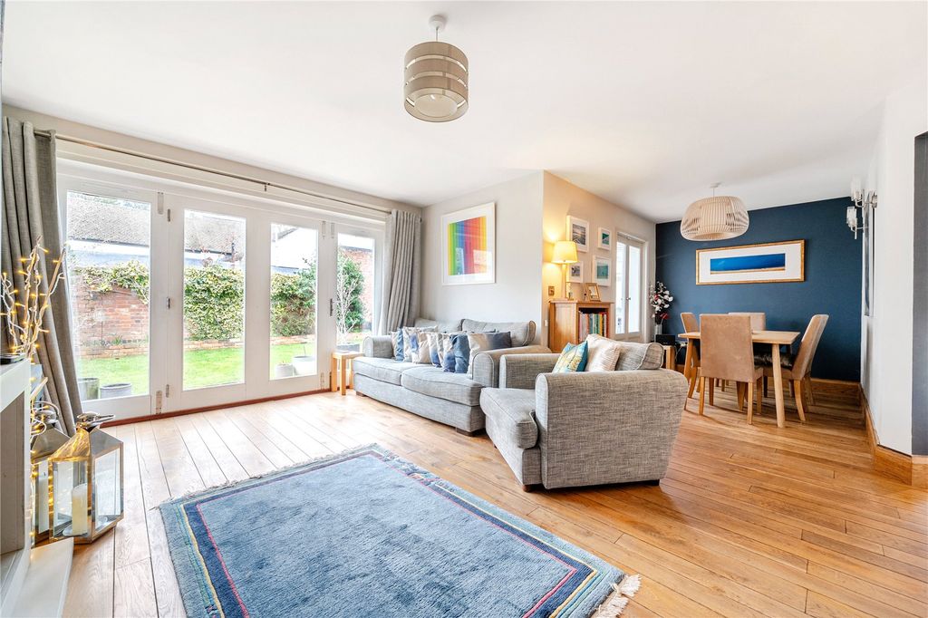 Property photo 3 of 21 Picture No. 28