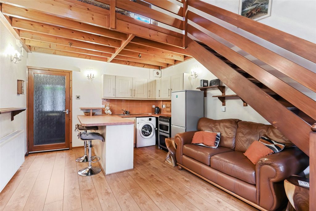 Property photo 3 of 9 Picture No. 03
