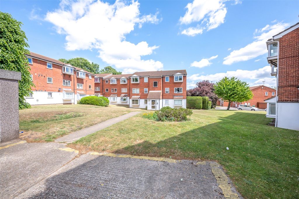 Property photo 1 of 10 External