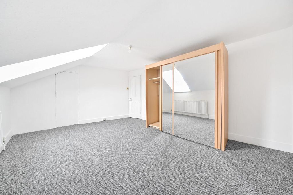 Property photo 2 of 14 Picture 2