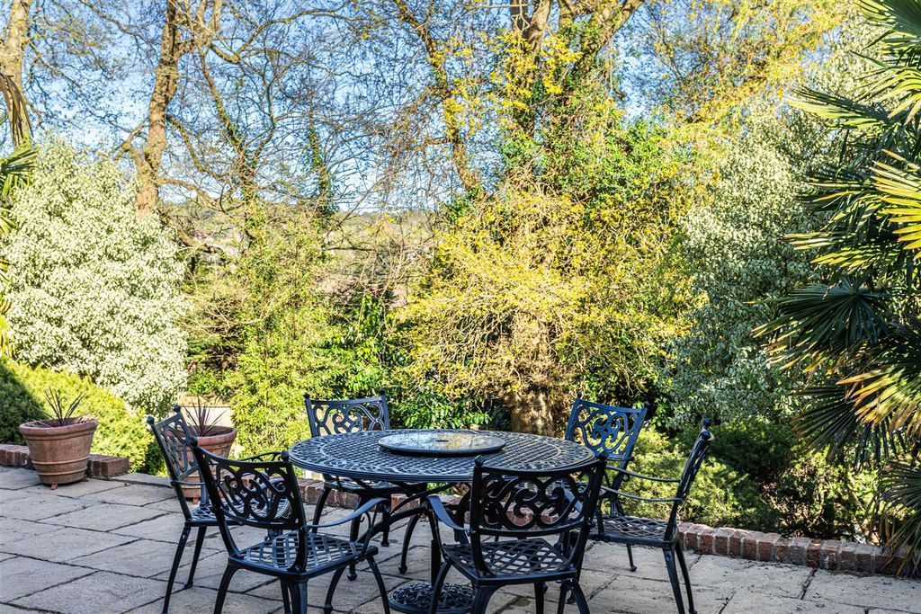 Additional image 18 of 5 bed detached house for saleThorntree Close, Heathfield TN21
