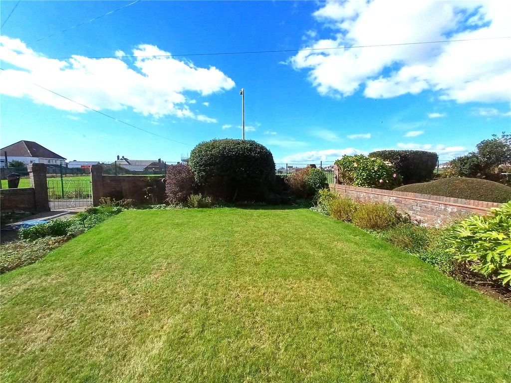 Property photo 2 of 18 Picture No. 60