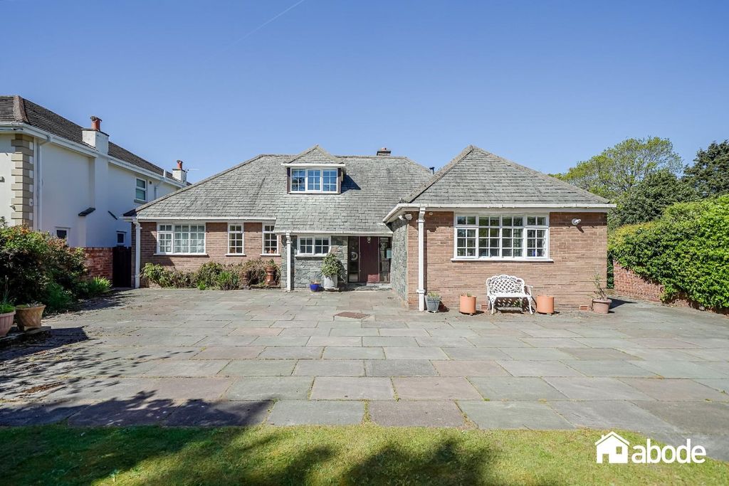Property photo 1 of 46
