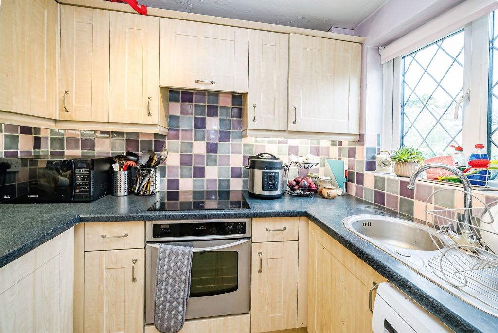 Property photo 3 of 17