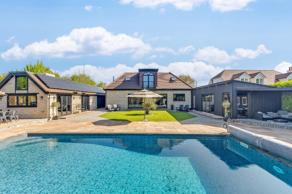 Property photo 1 of 88 The Rowans-40.Jpg