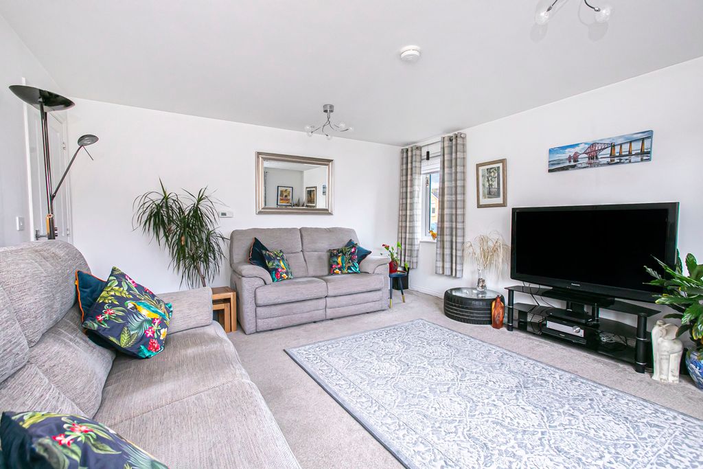 Property photo 2 of 46 Property Image 2