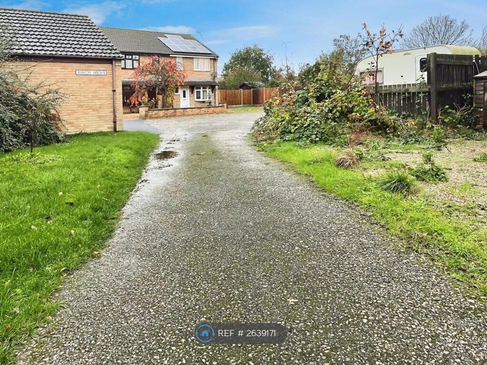 Property photo 3 of 11