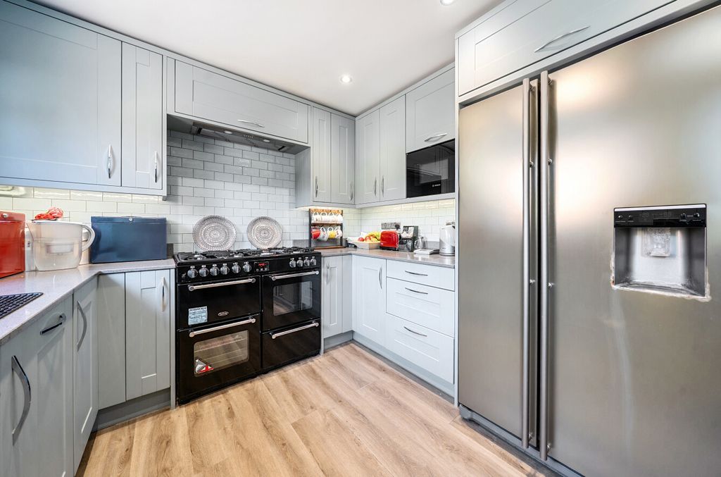Property photo 2 of 18 1-6A474A6A9c279-1...