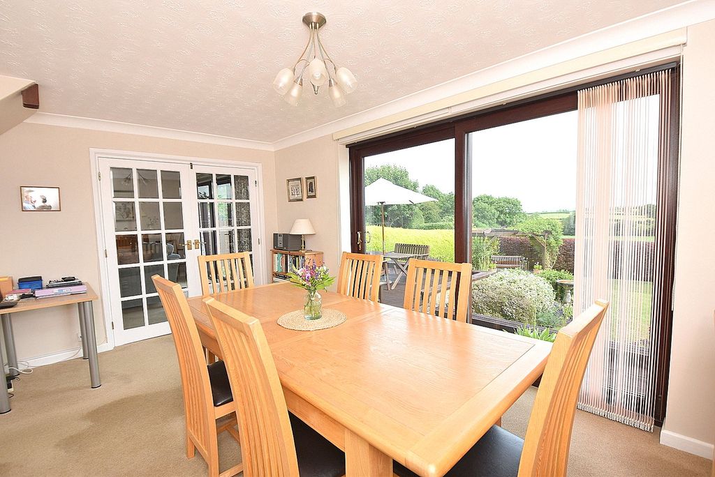 Property photo 3 of 13 Picture No. 08