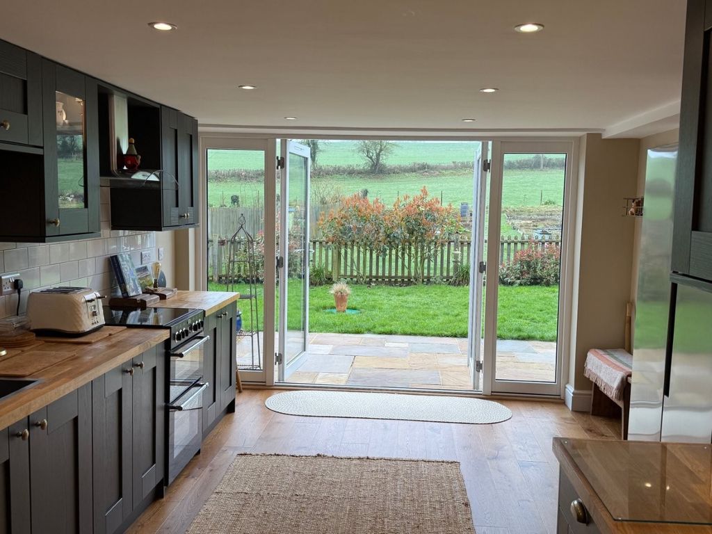 Property photo 3 of 23