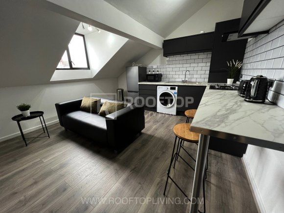 Property photo 3 of 19 7749038.Jpg