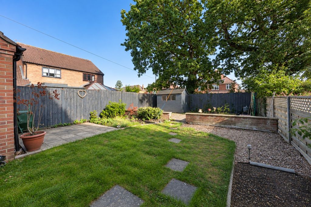 Property photo 2 of 21 5338421