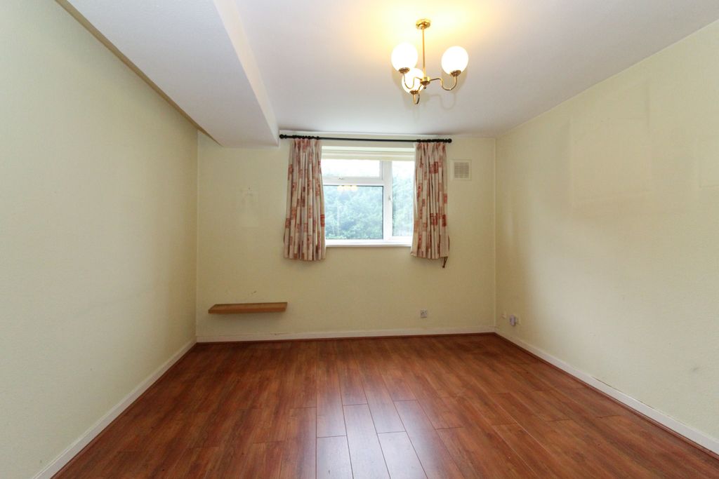 Property photo 2 of 10 Img_9154