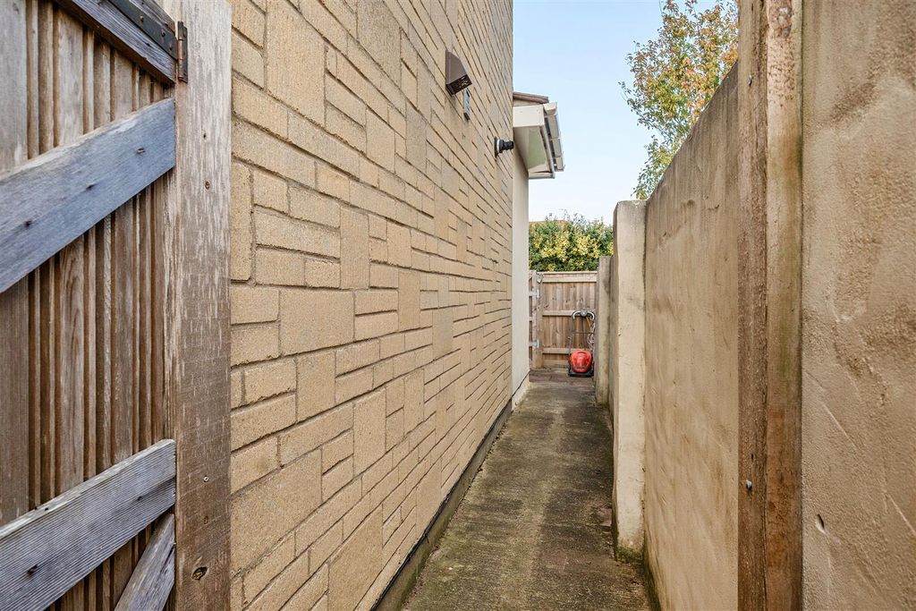 Property photo 3 of 18 Rear Garden