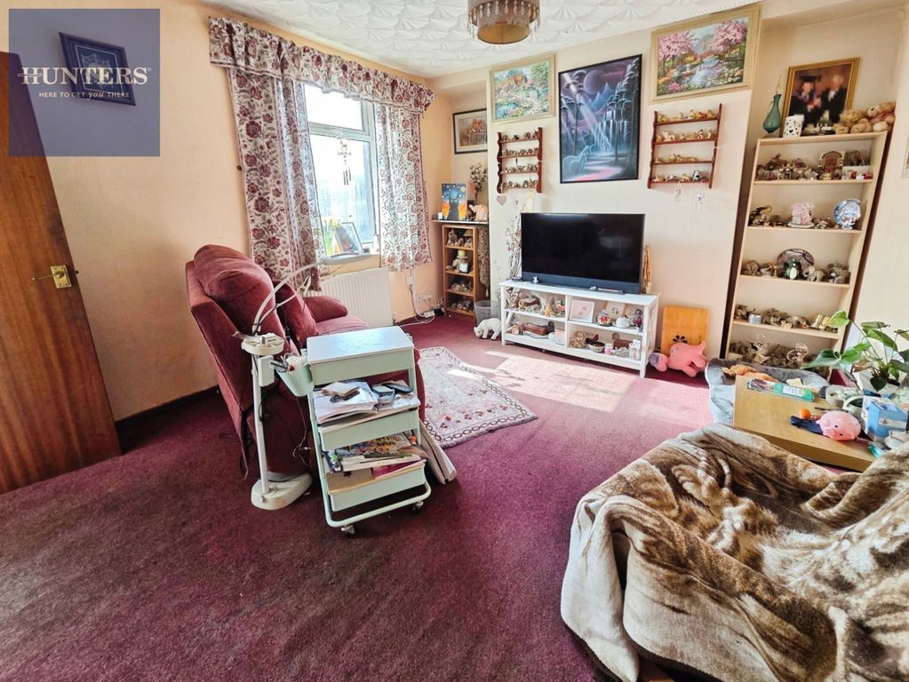 Property photo 2 of 10 Pbox-Img.Jpg