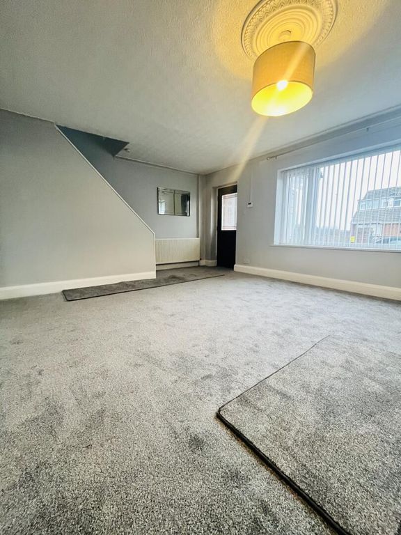 Property photo 3 of 23 Living Room