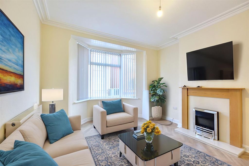 Property photo 2 of 27 Ai Lounge.Jpeg