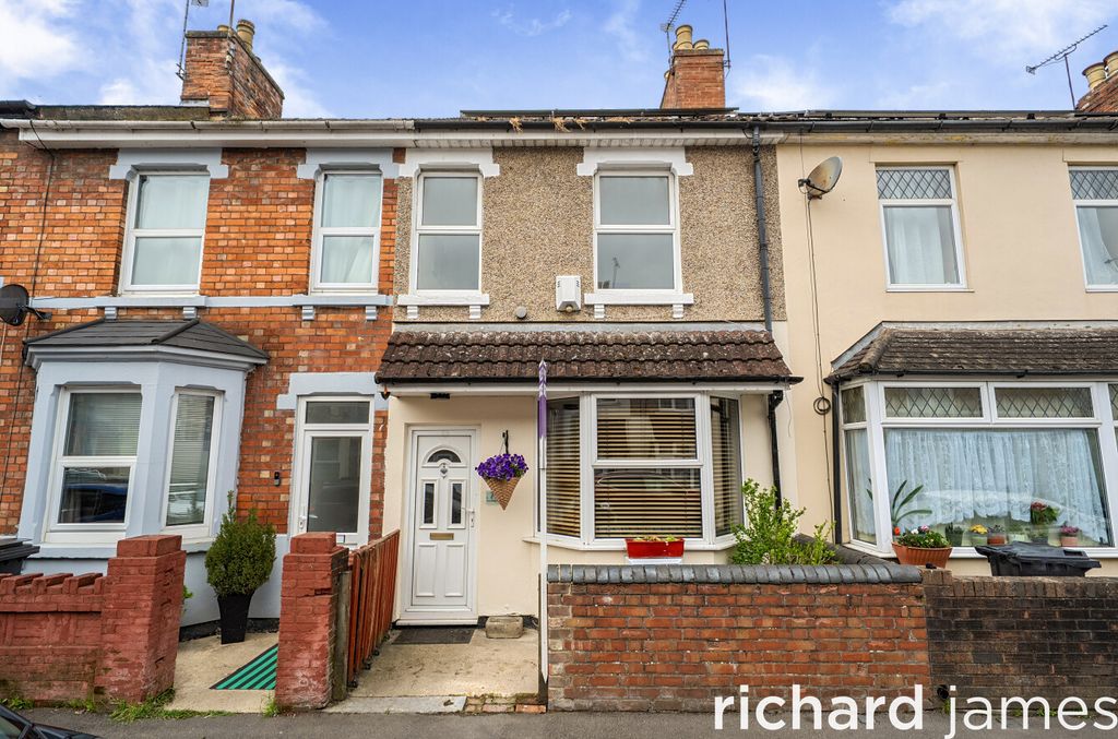 Property photo 1 of 12 2476Bbedb15347F4A7A8A1F473Eec416