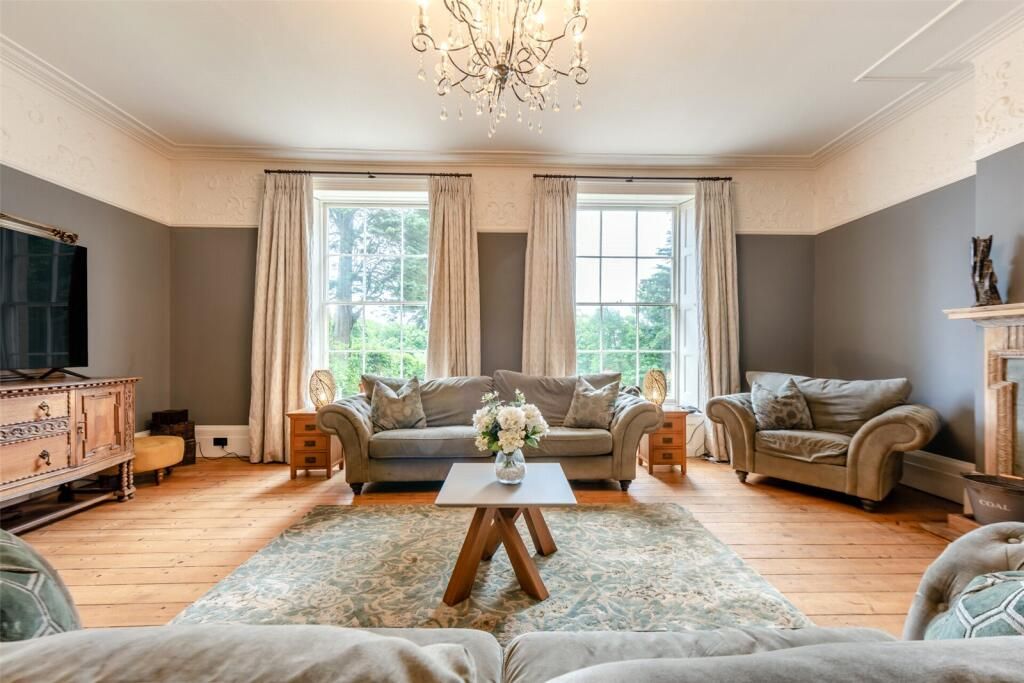 Property photo 1 of 27