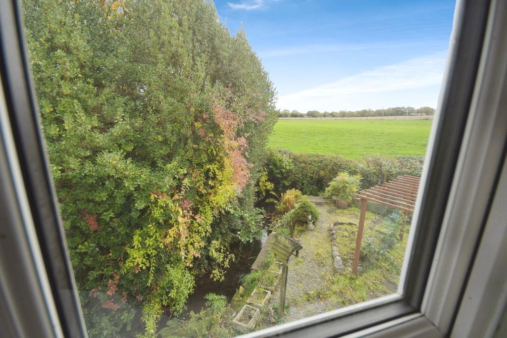 Property photo 2 of 19 View 02.Jpg