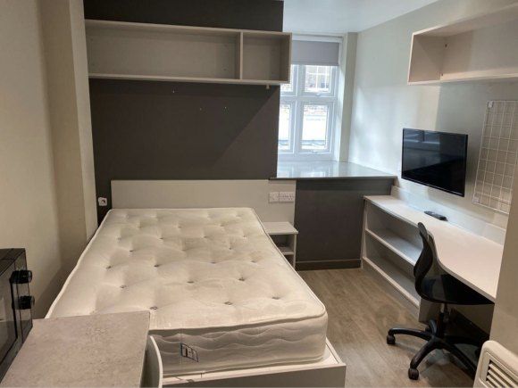 Property photo 2 of 9 9422012.Png