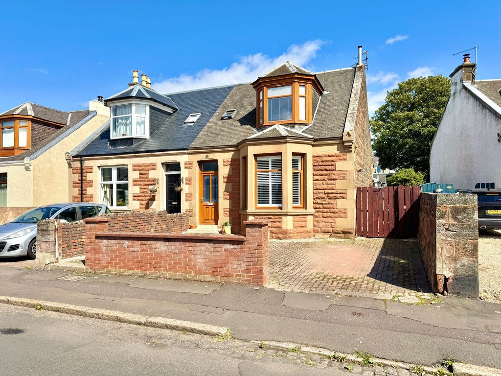 Property photo 1 of 31