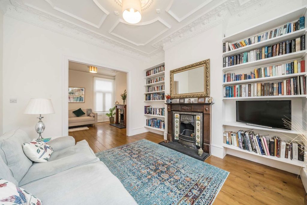 Property photo 3 of 15