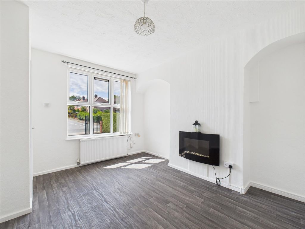 Property photo 3 of 15 Cam05207G0-Pr0055-Still005.Jpg