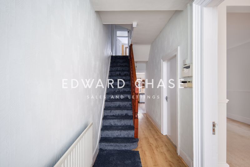 Property photo 2 of 22 Photo 25